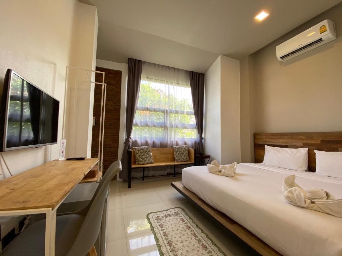 Sherloft Home&Hostel Chiang Mai Buitenkant foto