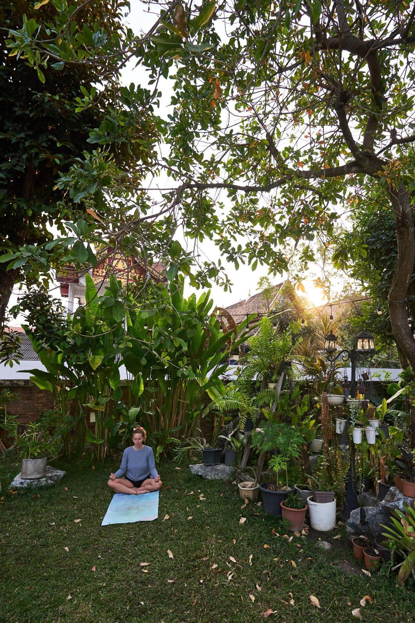 Sherloft Home&Hostel Chiang Mai Buitenkant foto