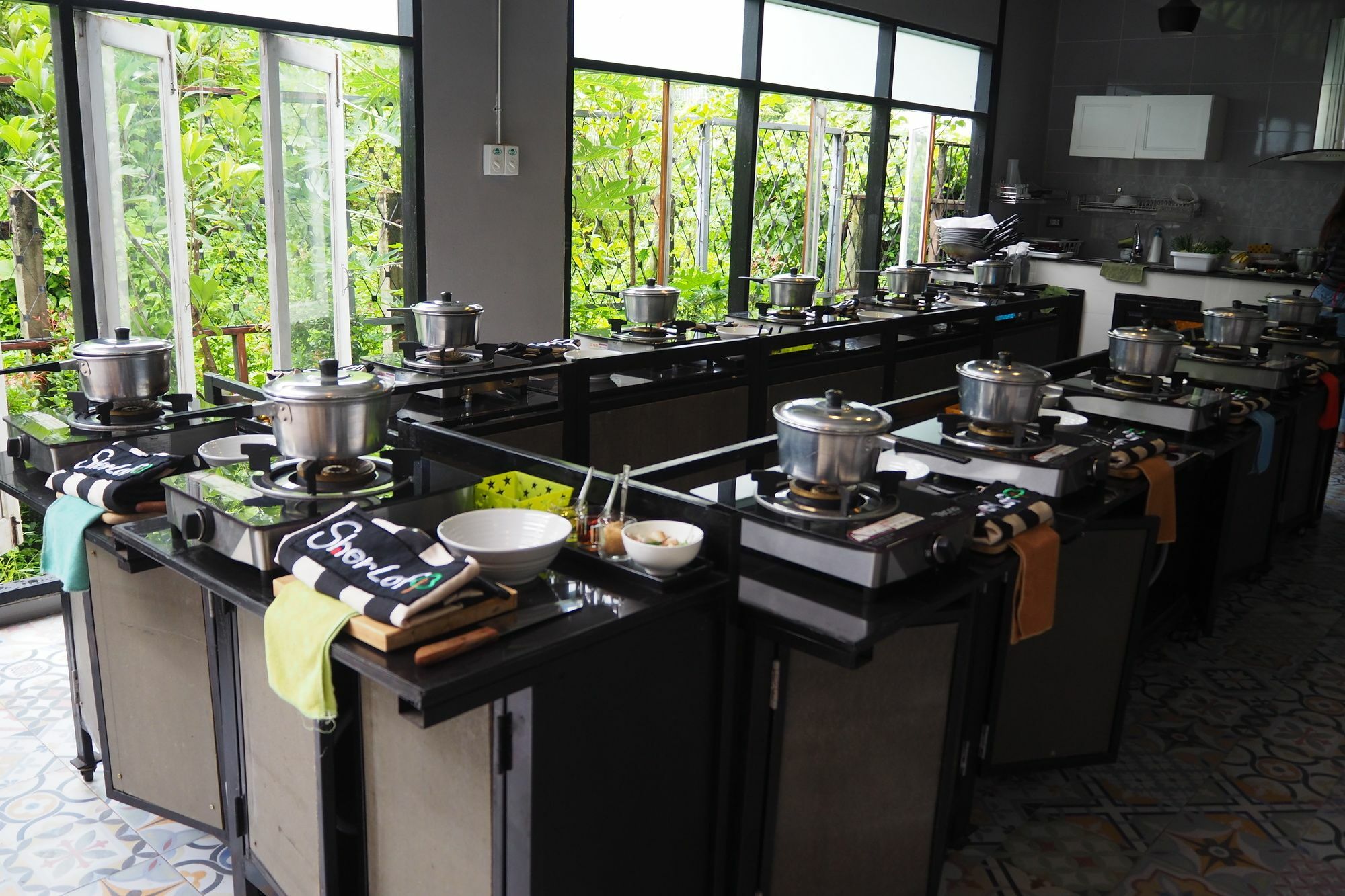 Sherloft Home&Hostel Chiang Mai Buitenkant foto